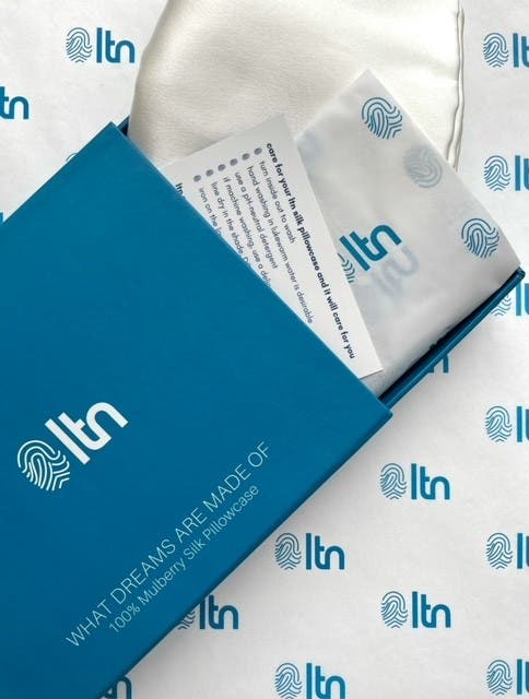 ltn Luxury 25 Momme Silk Pillowcase – Envelope Closure – Choose Your Colour - shop.rawhair